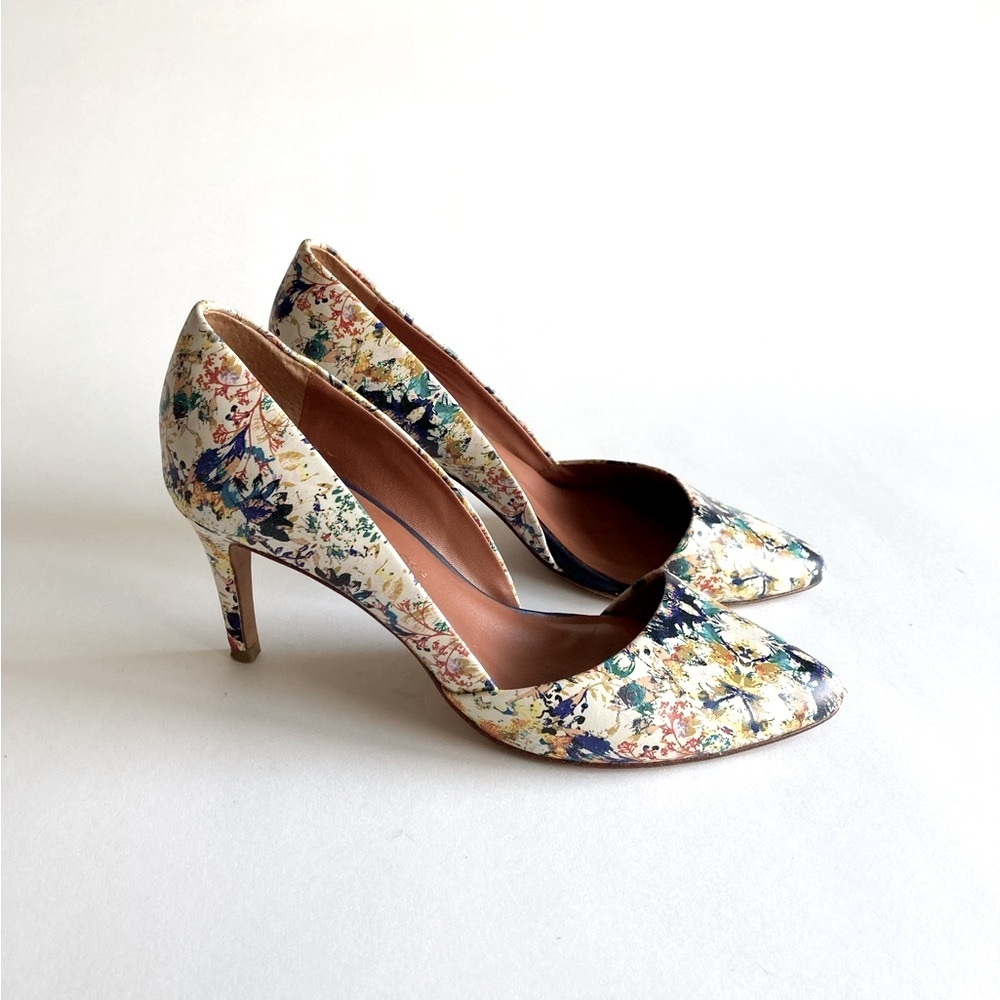 Rebecca Minkoff Multicultural Leader Almond Toe Heels size 8